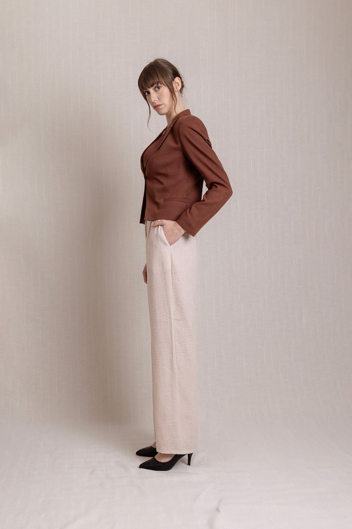 Cream Pleated Palazzo Linen Trousers