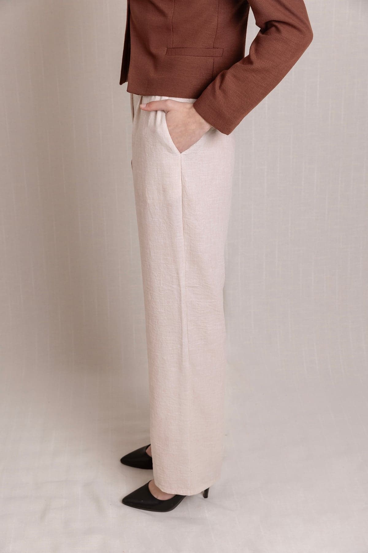 Cream Pleated Palazzo Linen Trousers