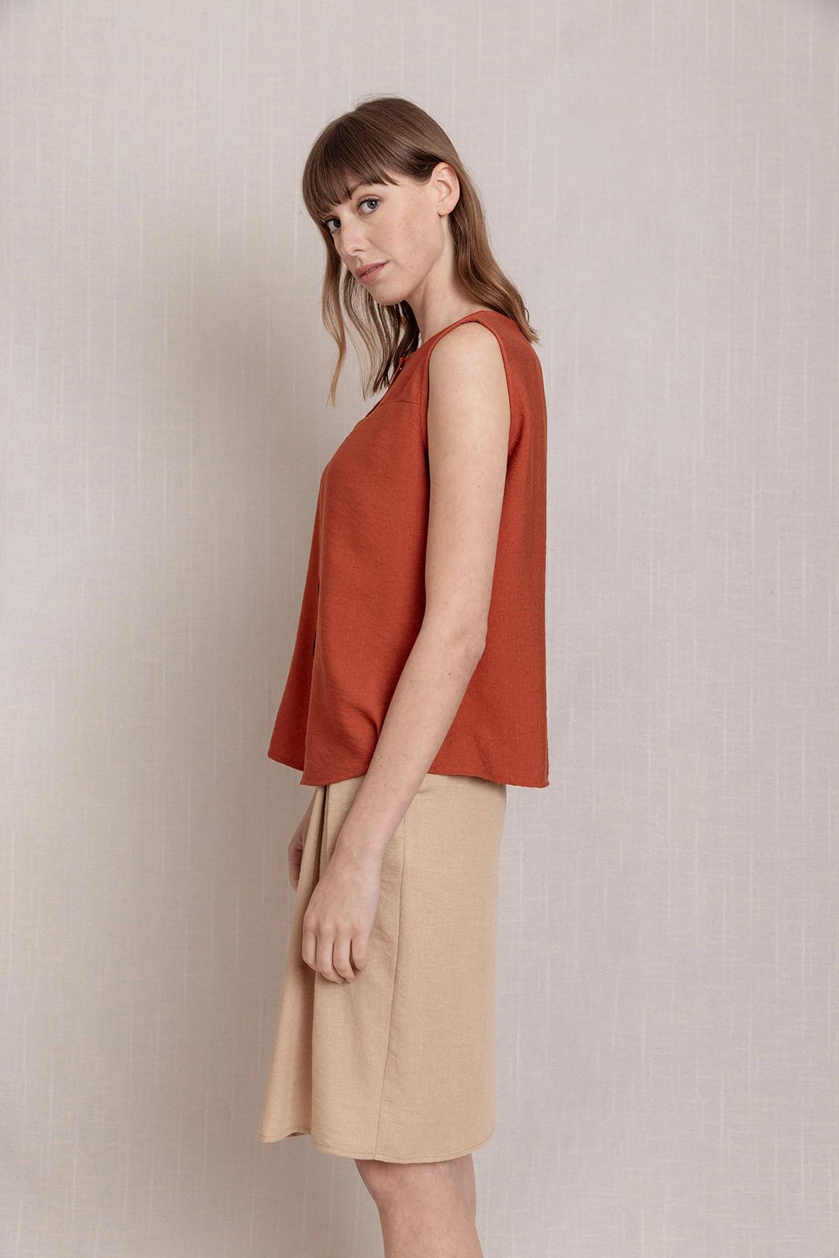 Linen Sleeveless Blouse