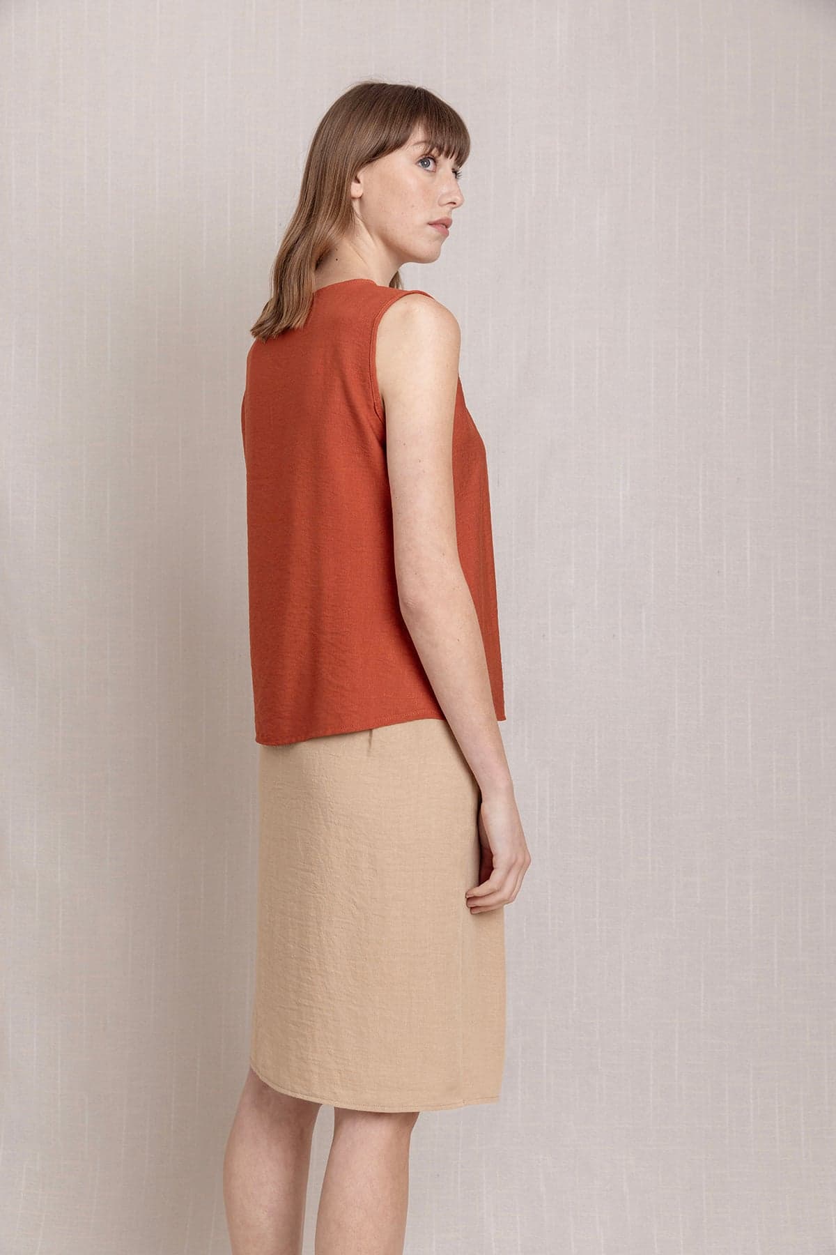 Linen Sleeveless Blouse