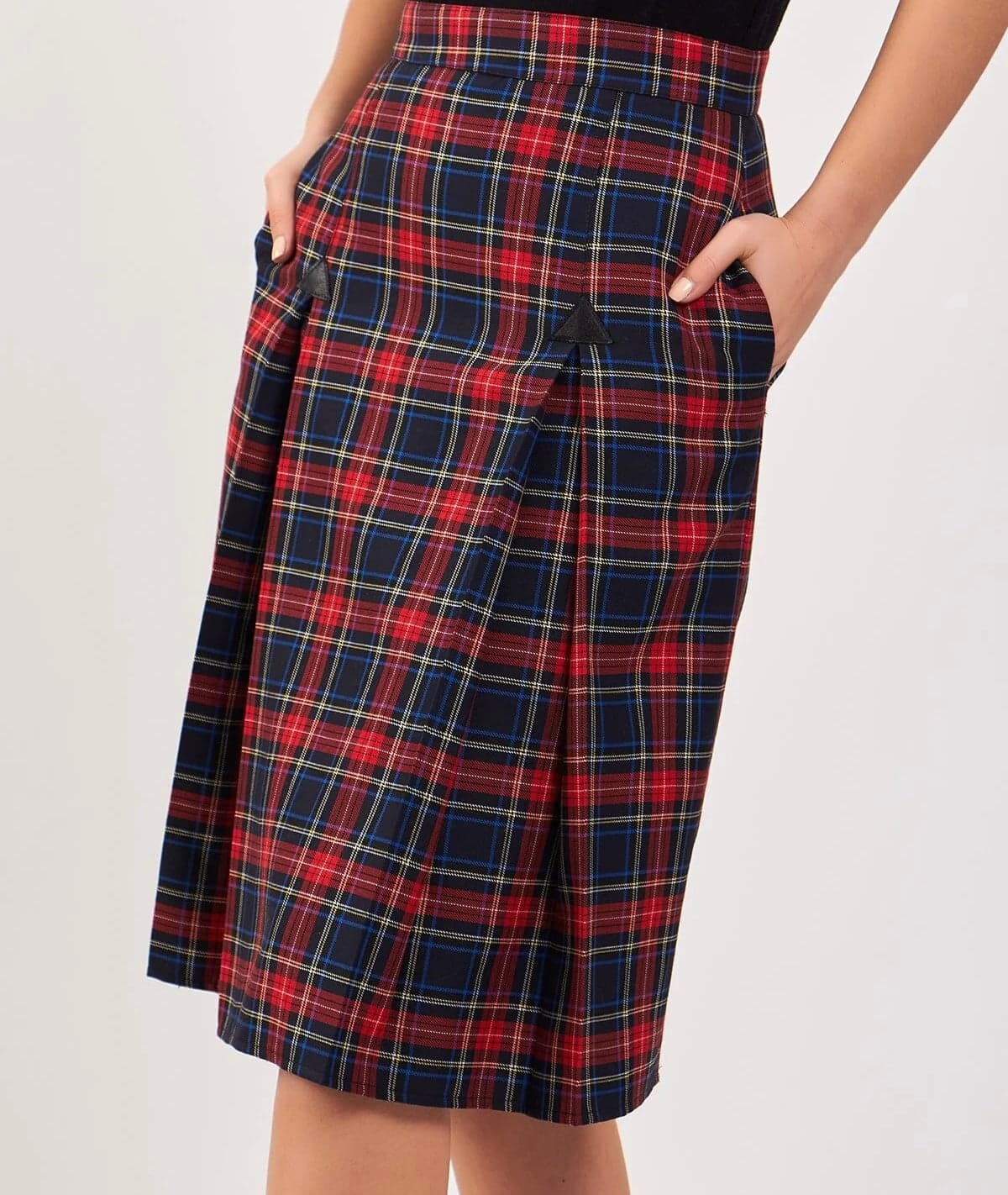 Checkered Pleated Pencil Skirt