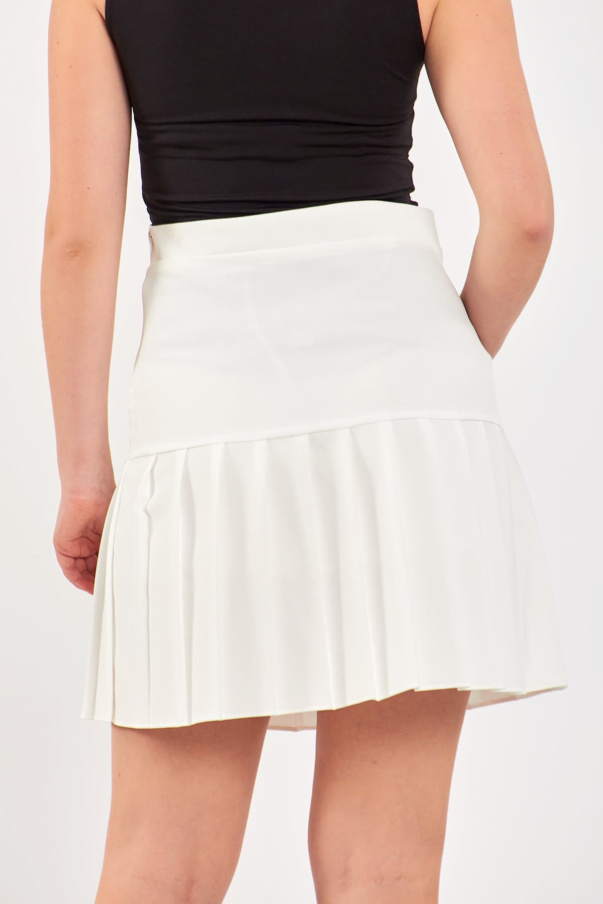 White Pleated High Waist Skirt