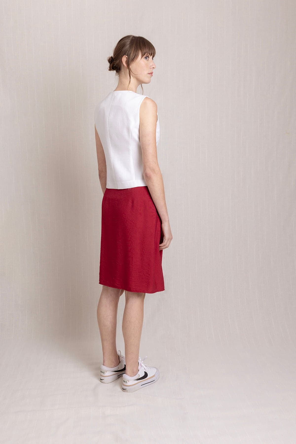 Red Front Button Pocket Pleated Linen Skirt