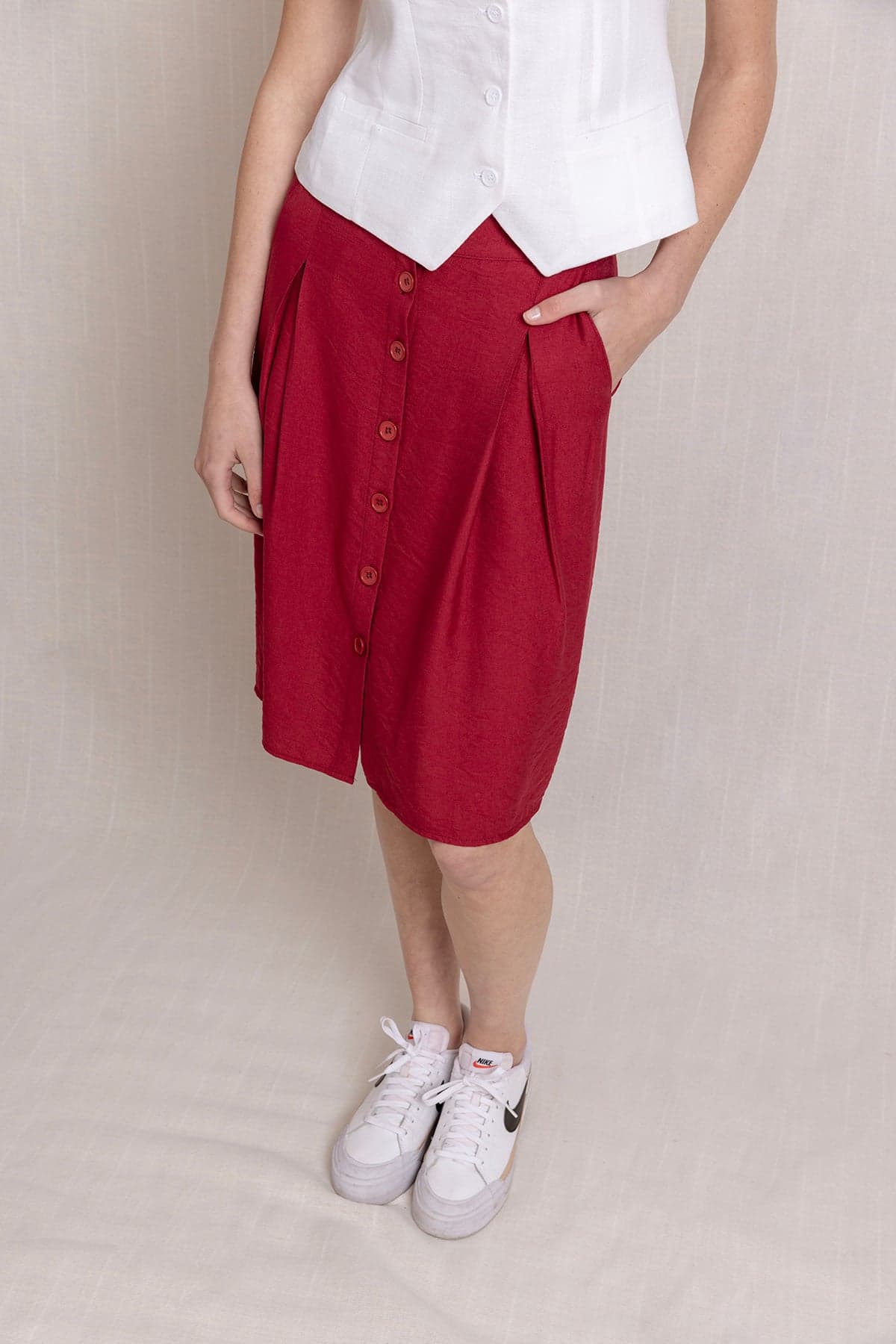 Red Front Button Pocket Pleated Linen Skirt