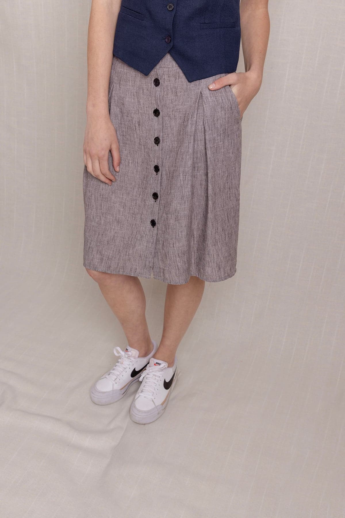 Brown Front Button Pocket Pleated Linen Skirt