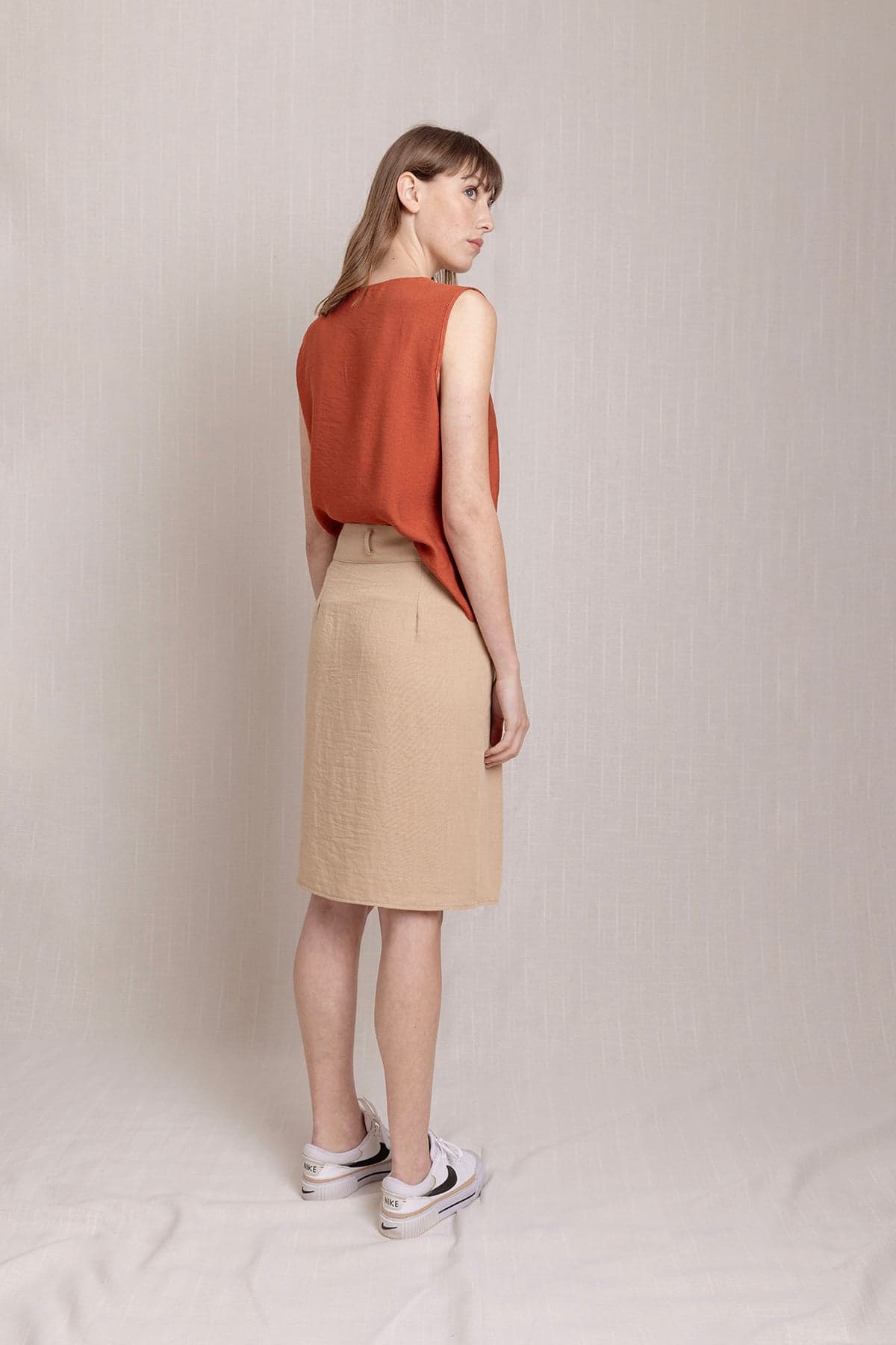 Beige Front Button Pocket Pleated Linen Skirt