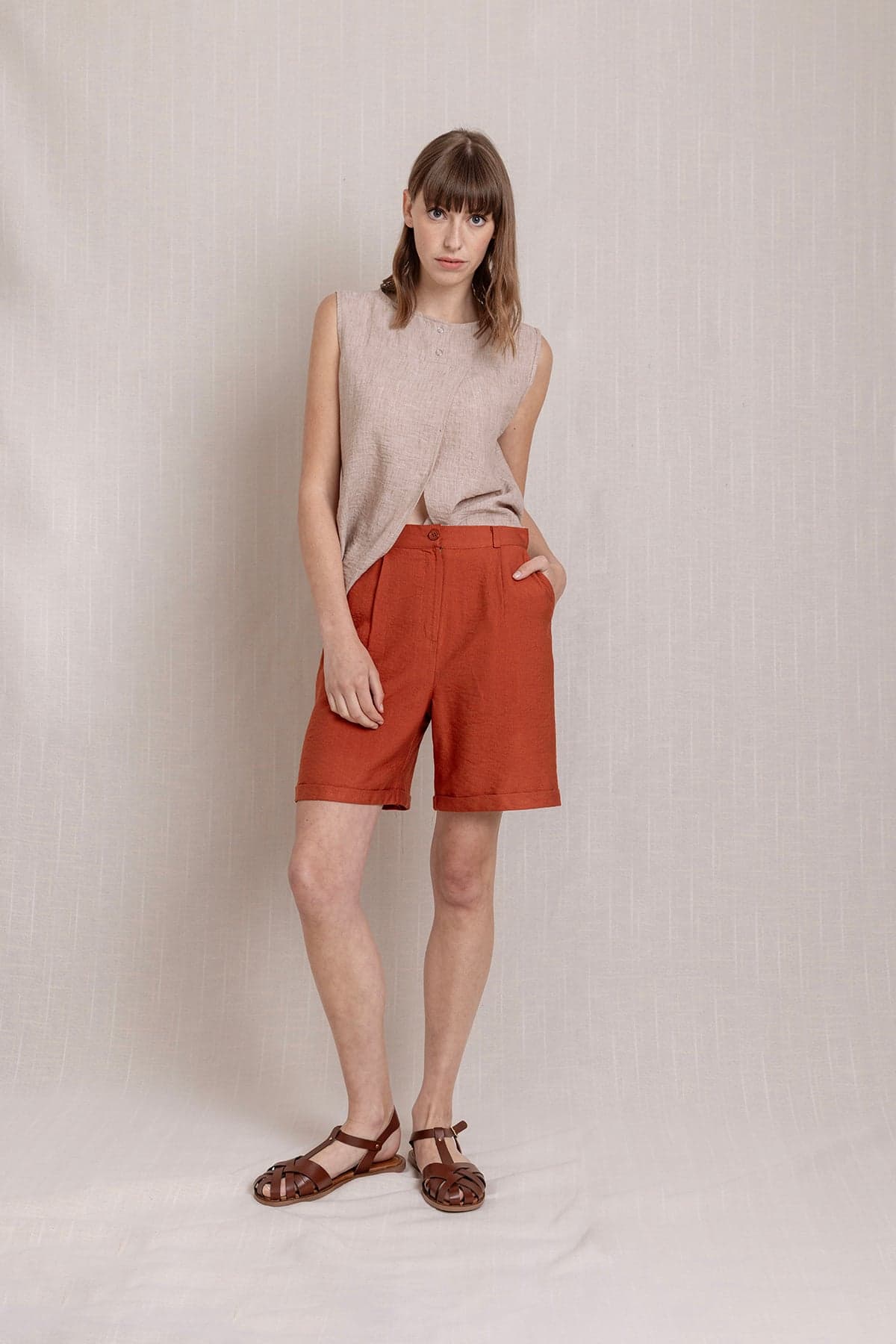 Linen Pleated Double Hem Shorts