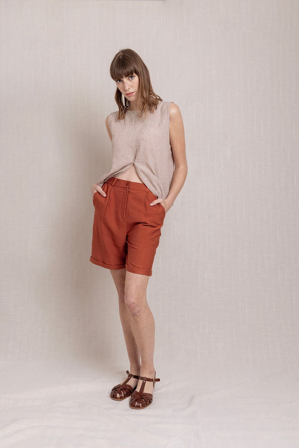 Linen Pleated Double Hem Shorts